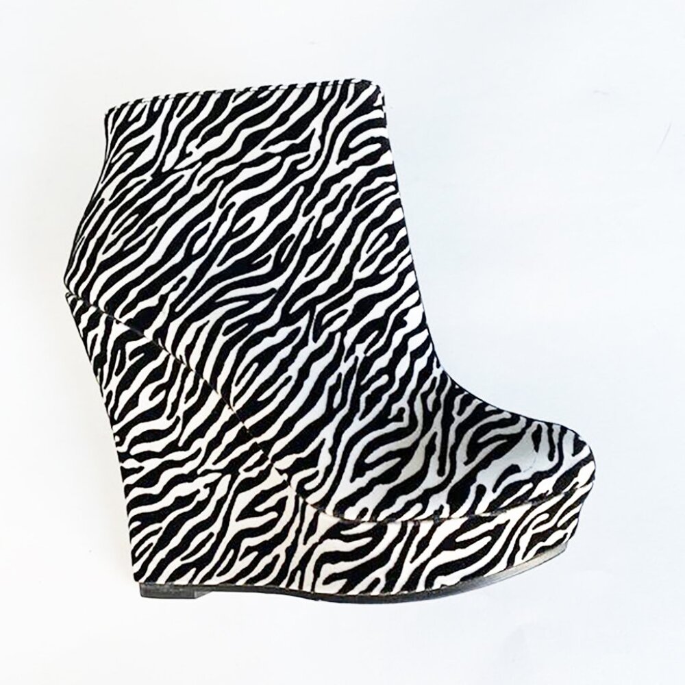 Mona Mia Women's 5.5 Zebra Platform Ankle Booties Clubwear Rave Cosplay New - Picture 3 of 5